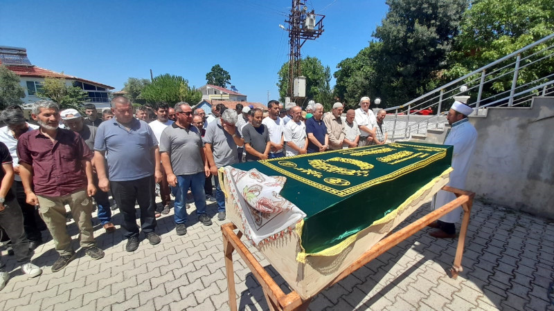 Asife Yeşilyurt Gözyaşlarıyla Defnedildi