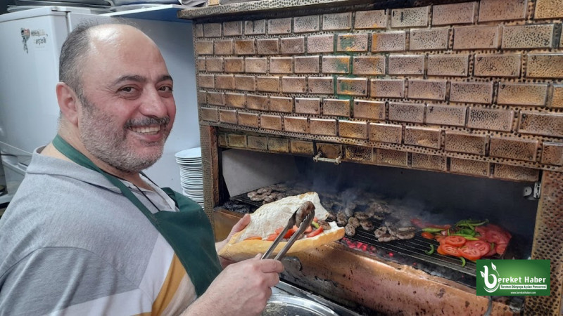 Tam 42 Yıldır Elinde Maşasıyla Ocağın Başında
