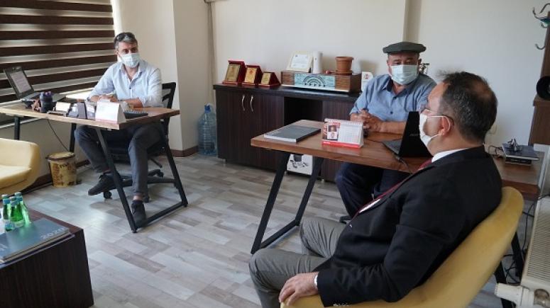 KAYMAKAM ERTÜRKMEN'DEN İLAÇ MEDYA REKLAM AJANSI'NA ZİYARET