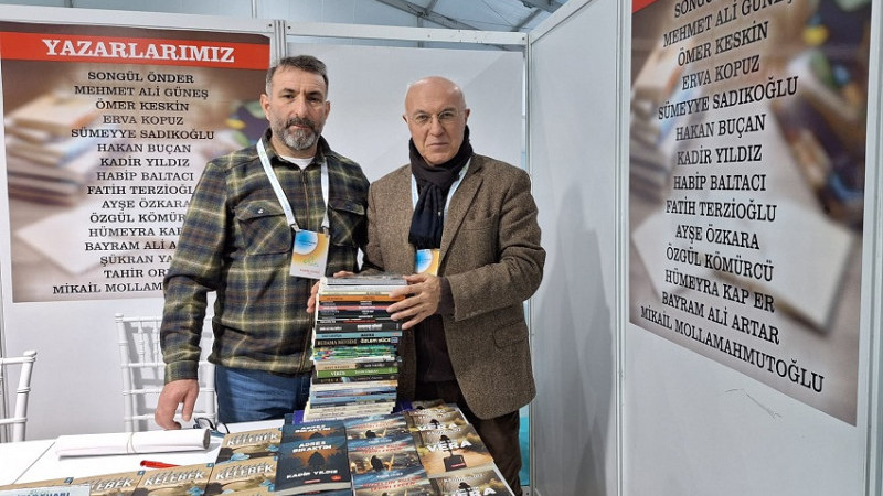 Rizeli Yazarlardan Bafra’daki Öğrencilere Kitap Desteği