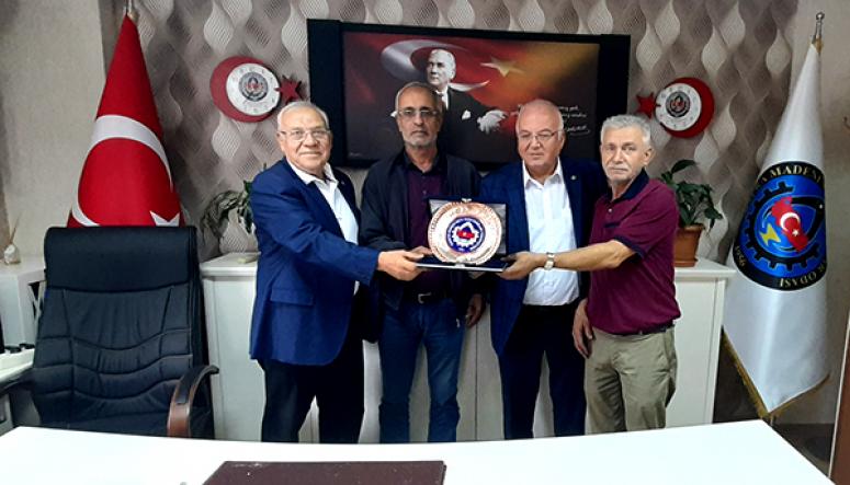 AYAĞININ TOZUYLA GENEL BAŞKANDAN ZİYARET
