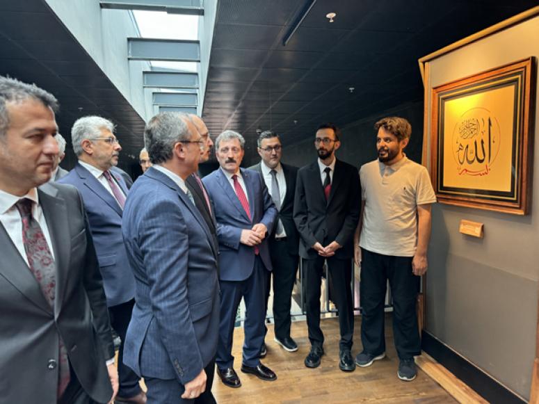 Besmele-i Şerif Temalı Hat Sergisi Gerçekleşti