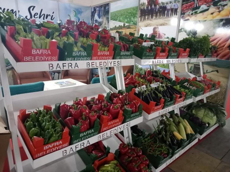 BAFRA  ÜRÜNLERİNİ GÖRÜCÜYE ÇIKARDI