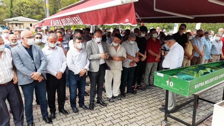 Mutlu Son Yolculuğuna Dualarla Uğurlandı