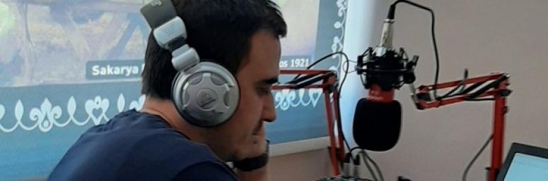 OKULDA RADYO YAYIN  SEVİNCİ